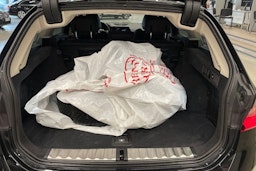 musta BMW 318 2020 kuva 14.