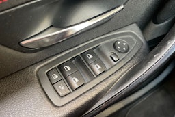 valkoinen BMW 318 Gran Turismo 2015 kuva 26.