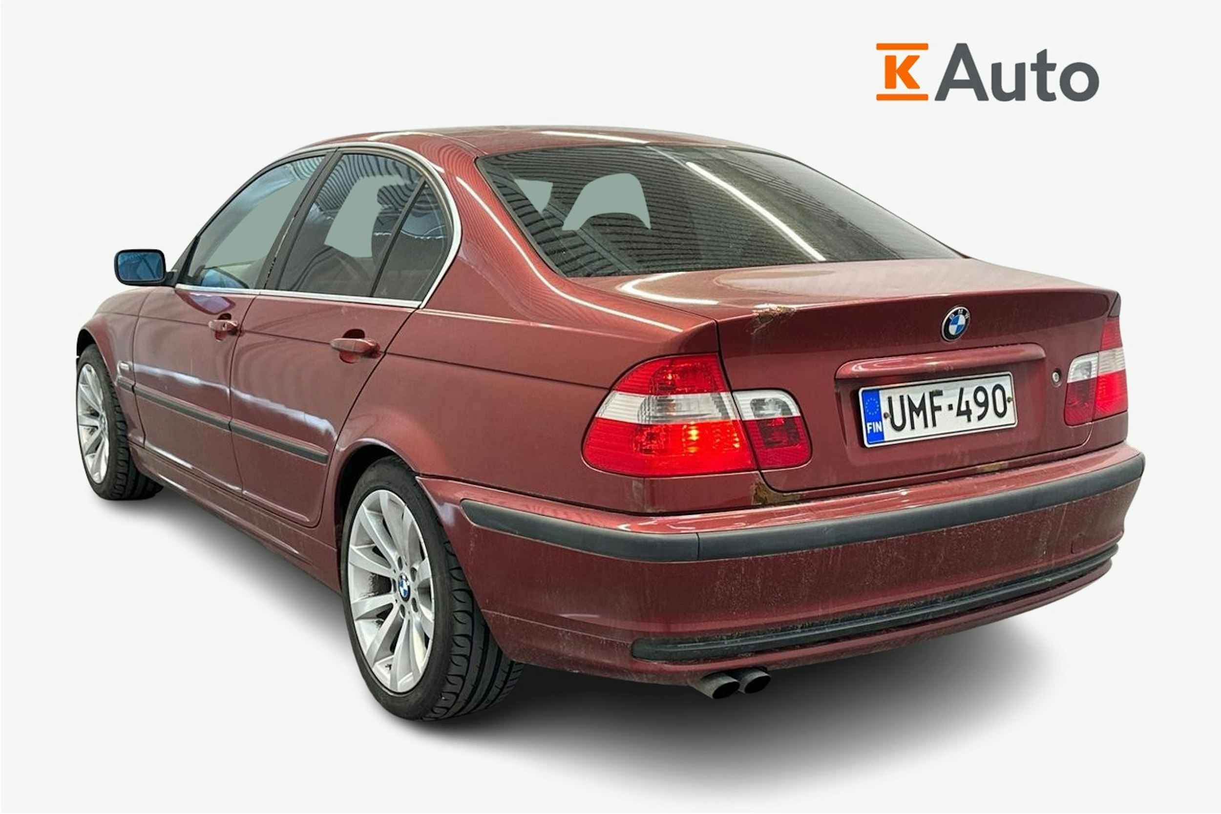 Punainen BMW 320 1998 kuva 6.