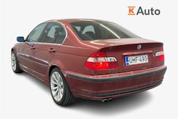 Punainen BMW 320 1998 kuva 6.
