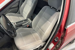 Punainen BMW 320 1998 kuva 15.