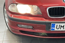 Punainen BMW 320 1998 kuva 22.