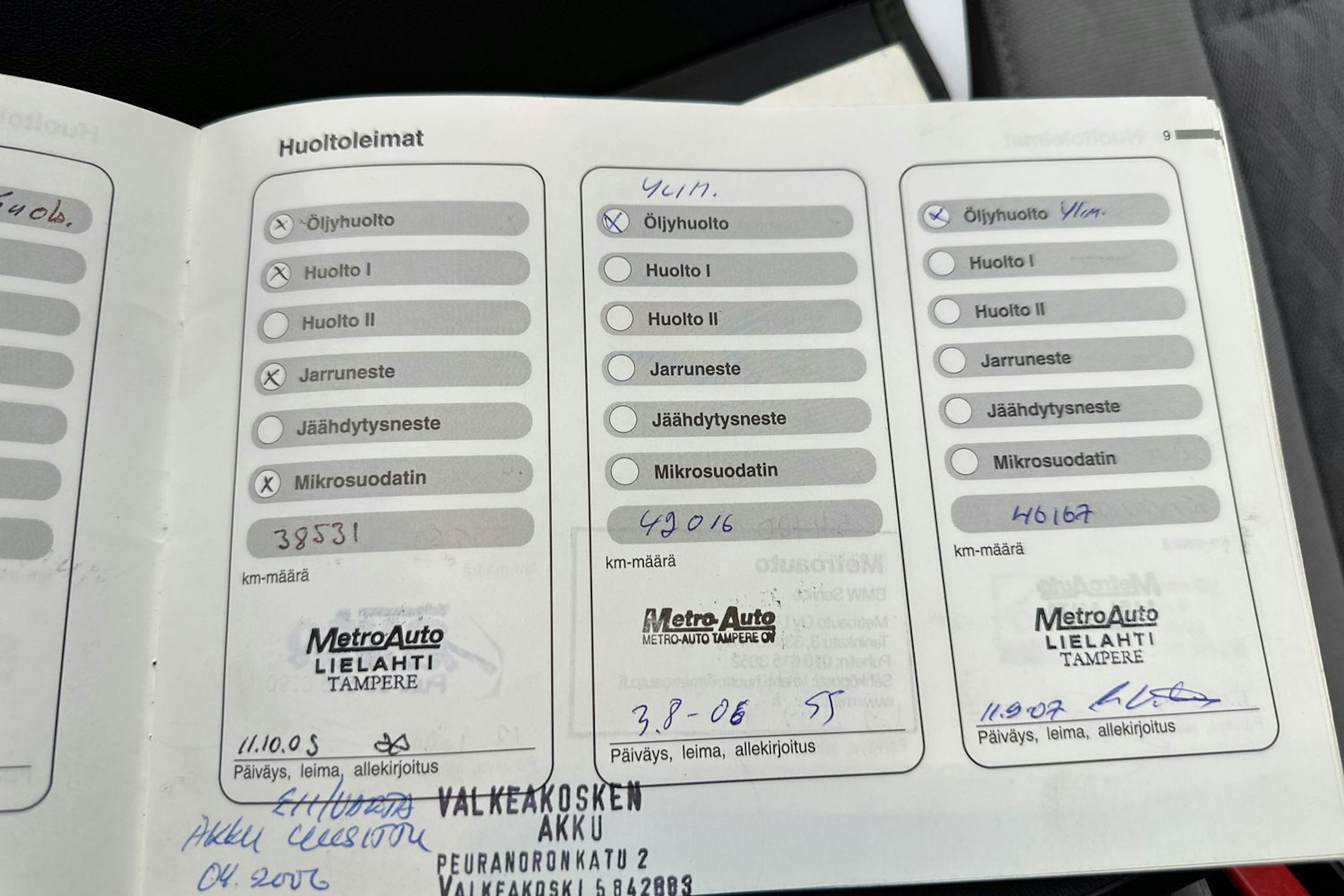 Punainen BMW 320 1998 kuva 30.