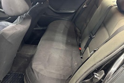 musta BMW 320 2004 kuva 10.