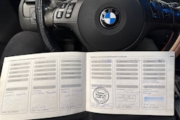 musta BMW 320 2004 kuva 23.
