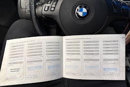 musta BMW 320 2004 kuva 24.
