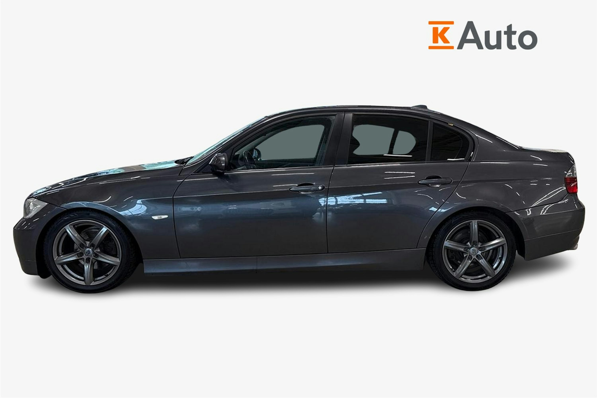 harmaa BMW 320 2006 kuva 6.