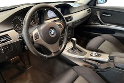 harmaa BMW 320 2006 kuva 7.