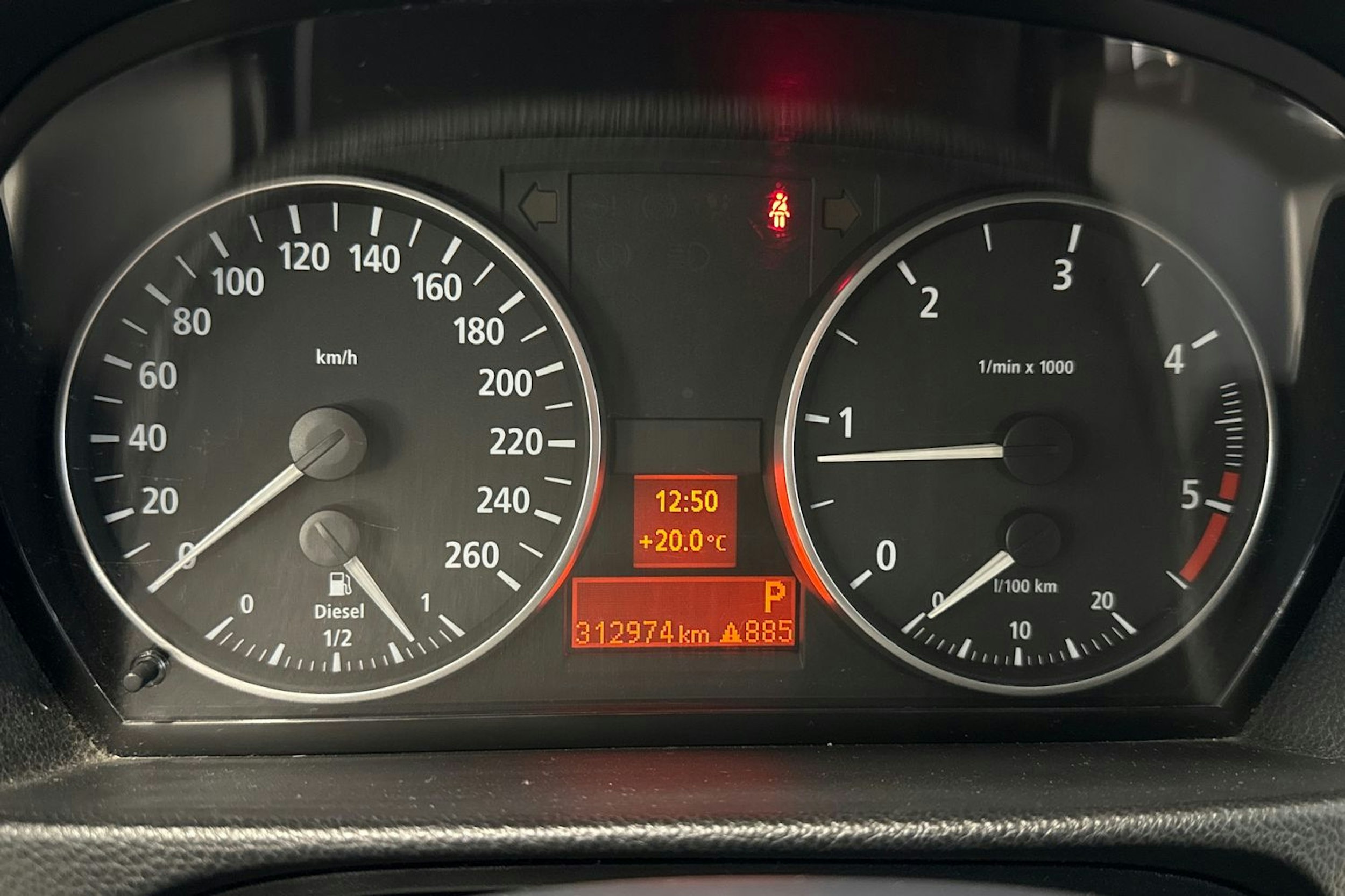 harmaa BMW 320 2006 kuva 16.