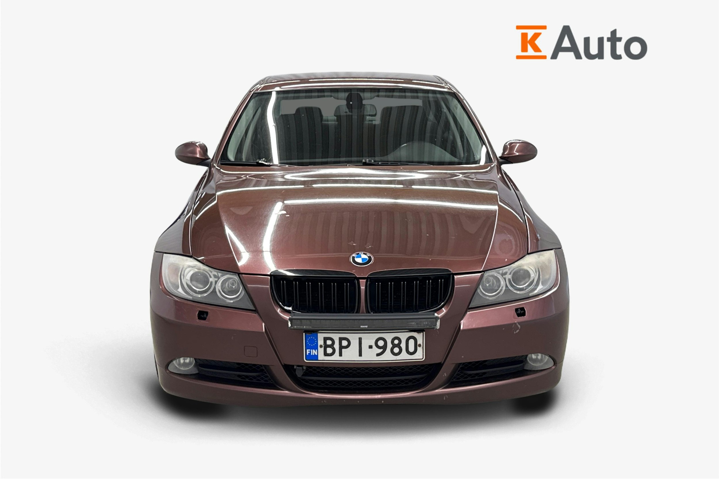 punainen BMW 320 2007 kuva 5.