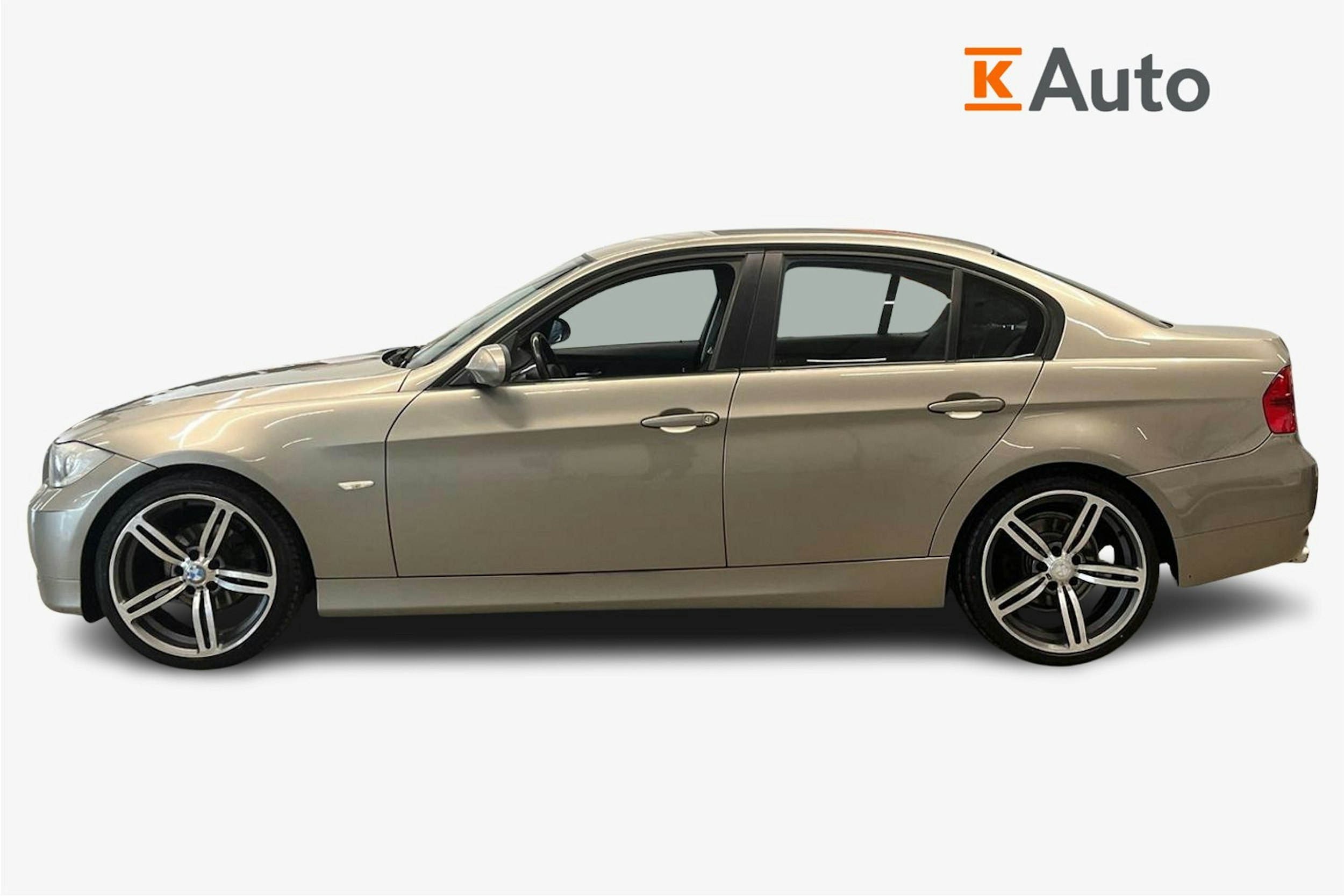 ruskea (beige) BMW 320 2007 kuva 6.