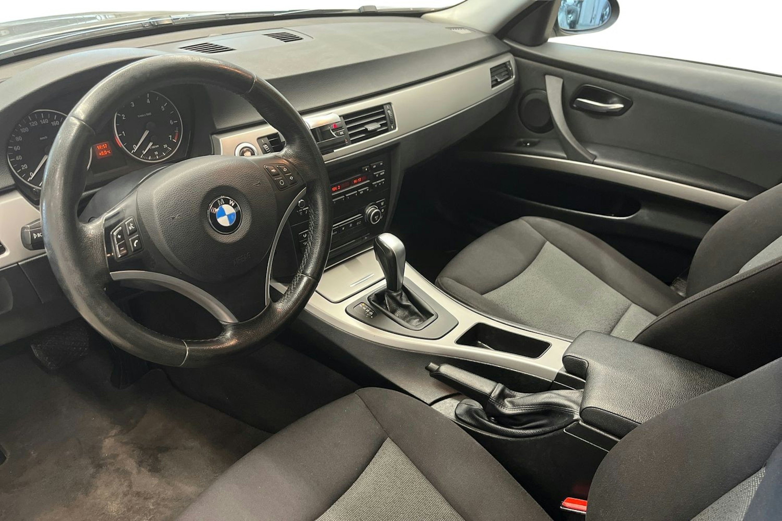 ruskea (beige) BMW 320 2007 kuva 7.