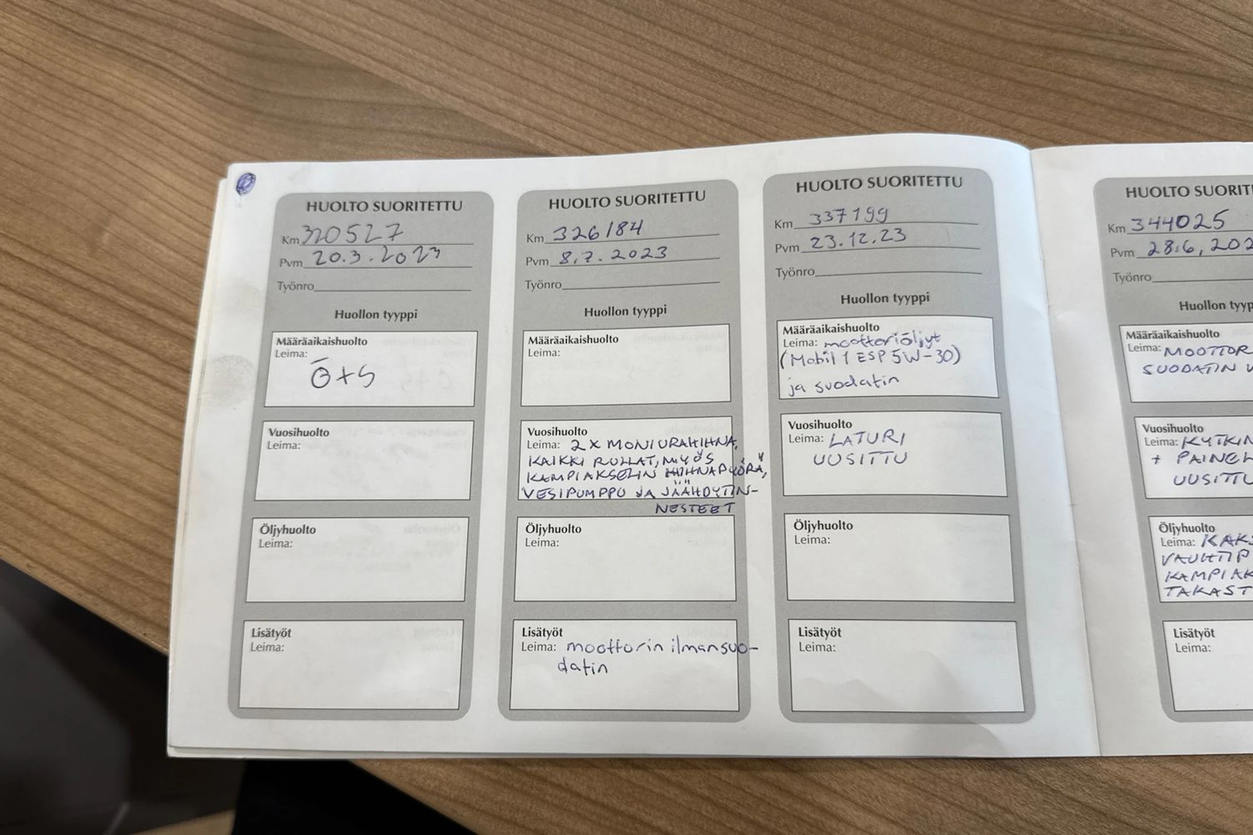 Harmaa BMW 320 2007 kuva 23.