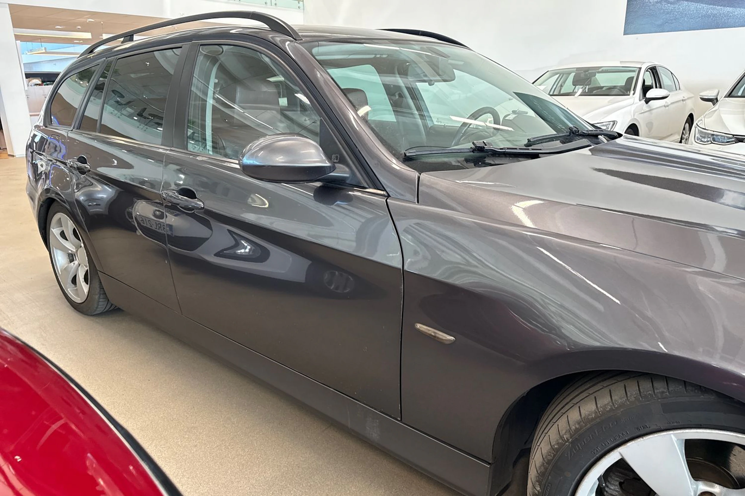 Harmaa BMW 320 2007 kuva 32.