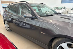 Harmaa BMW 320 2007 kuva 32.