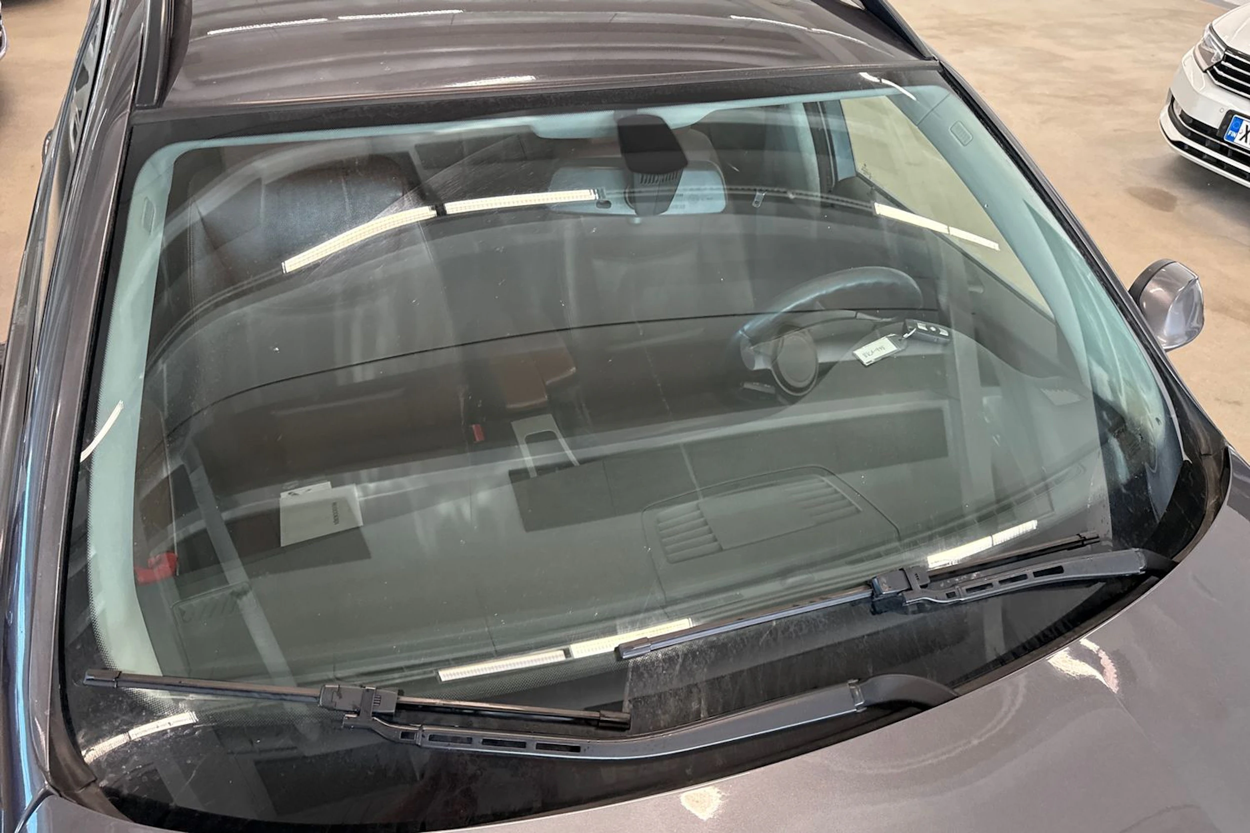 Harmaa BMW 320 2007 kuva 33.