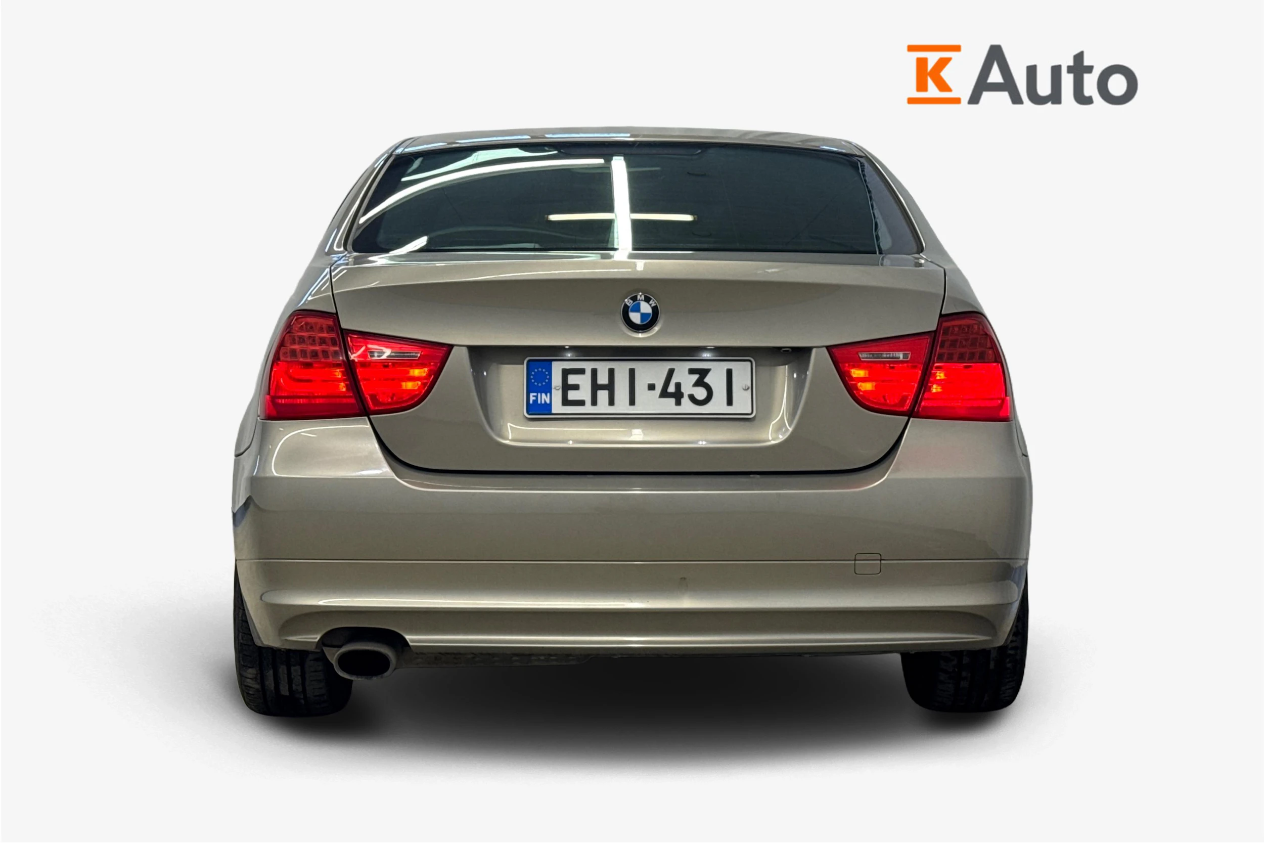 ruskea (beige) BMW 320 2009 kuva 3.