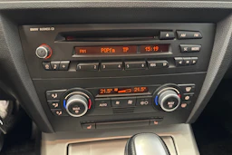 ruskea (beige) BMW 320 2009 kuva 15.