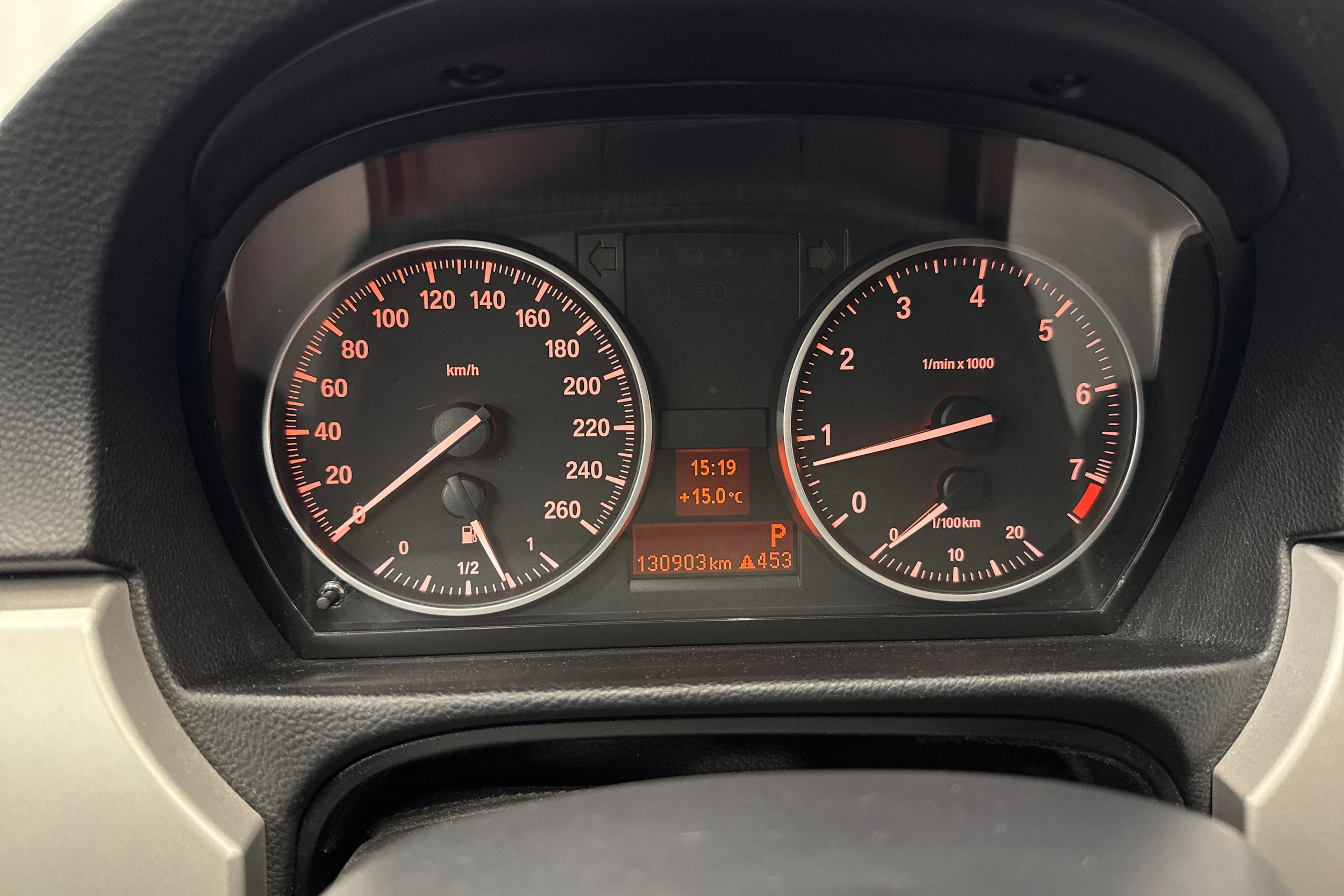 ruskea (beige) BMW 320 2009 kuva 16.