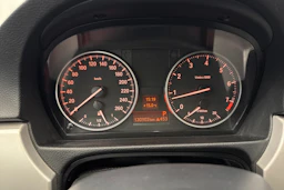 ruskea (beige) BMW 320 2009 kuva 16.