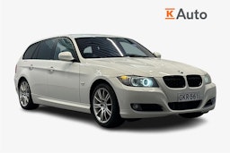 valkoinen BMW 320 2010 kuva 1.