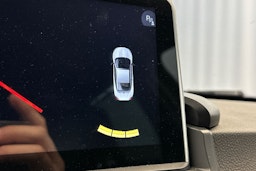 valkoinen BMW 320 2010 kuva 15.