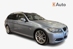 sininen BMW 320 2010 kuva 1.
