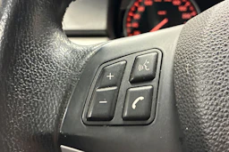 Harmaa BMW 320 2011 kuva 17.