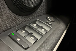 Harmaa BMW 320 2011 kuva 20.