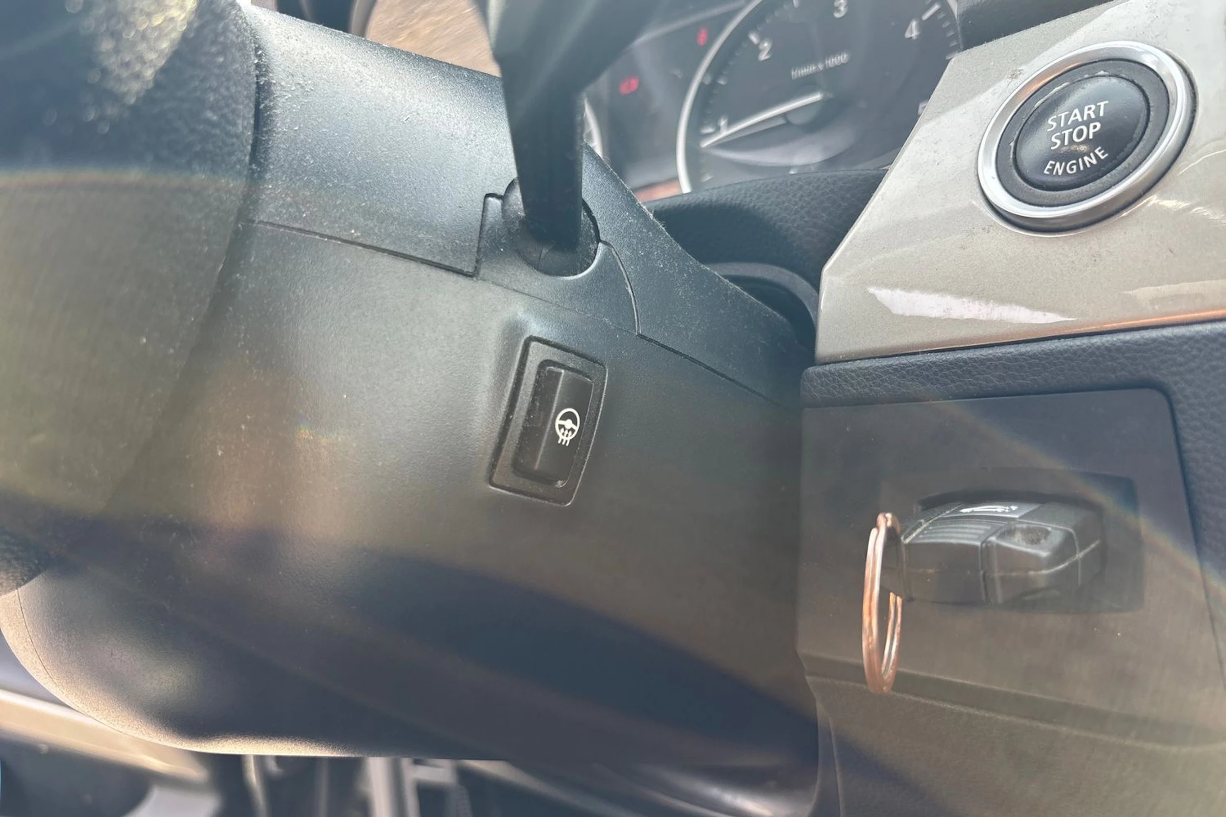 musta BMW 320 2011 kuva 19.