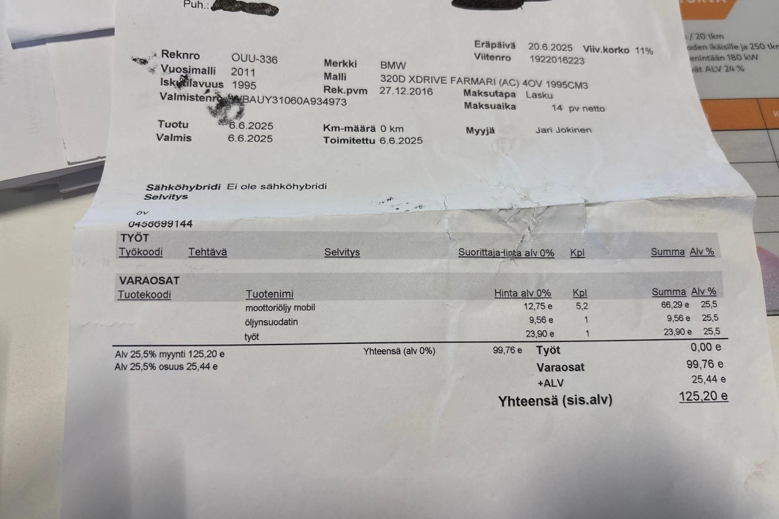 musta BMW 320 2011 kuva 22.