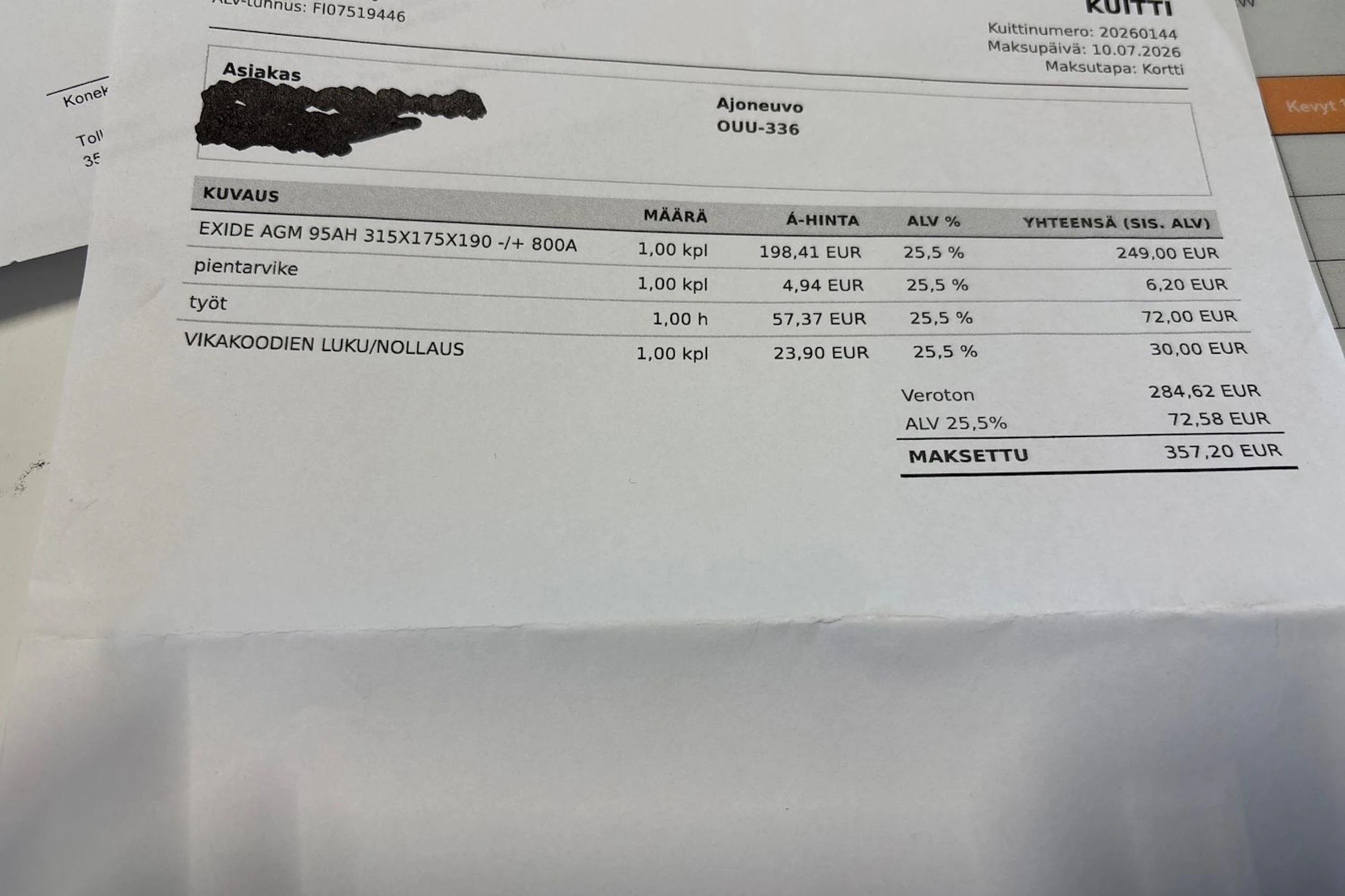 musta BMW 320 2011 kuva 24.