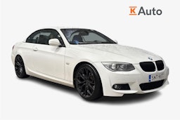 valkoinen BMW 320 2011 kuva 1.