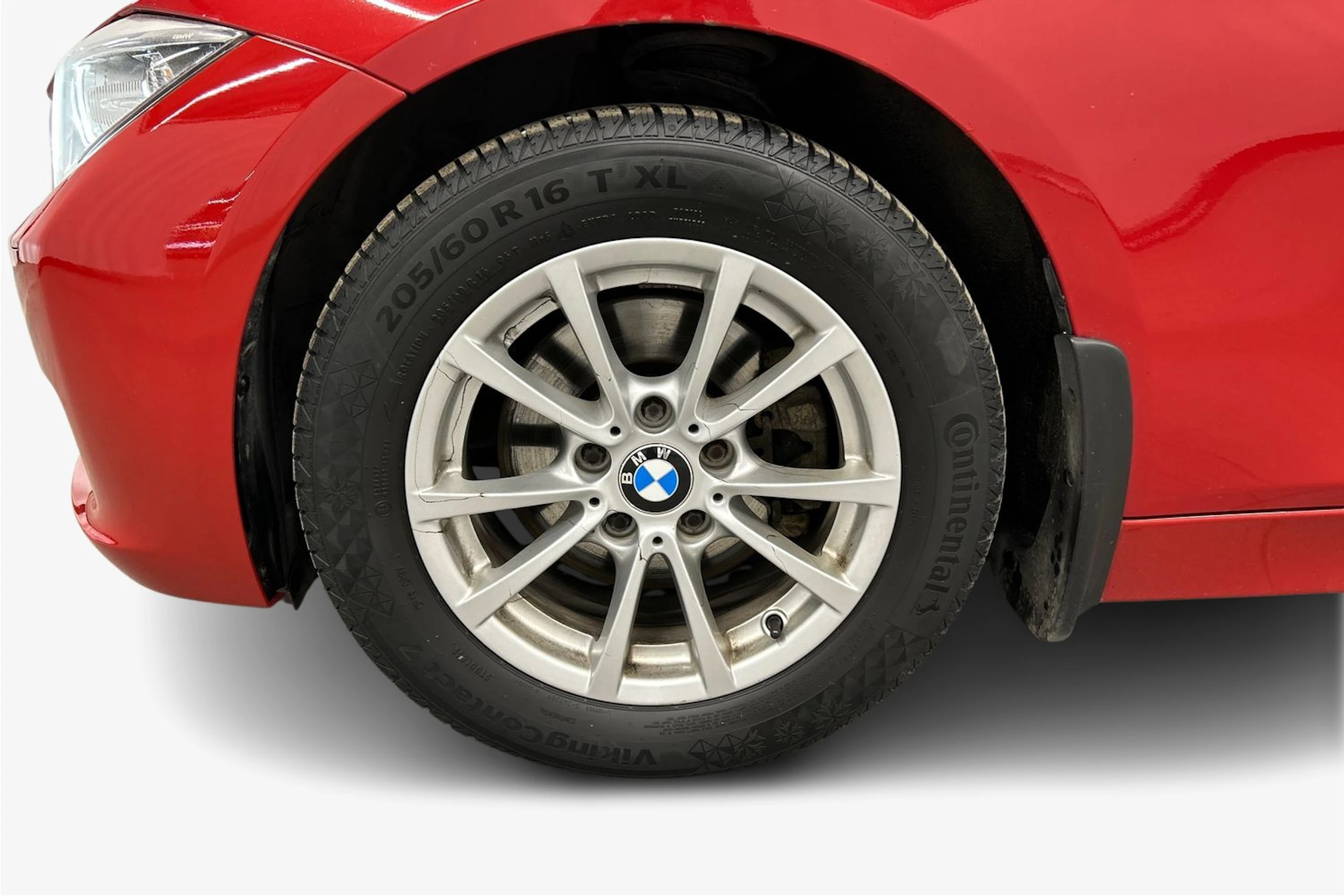 punainen BMW 320 2012 kuva 9.