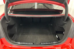 punainen BMW 320 2012 kuva 13.