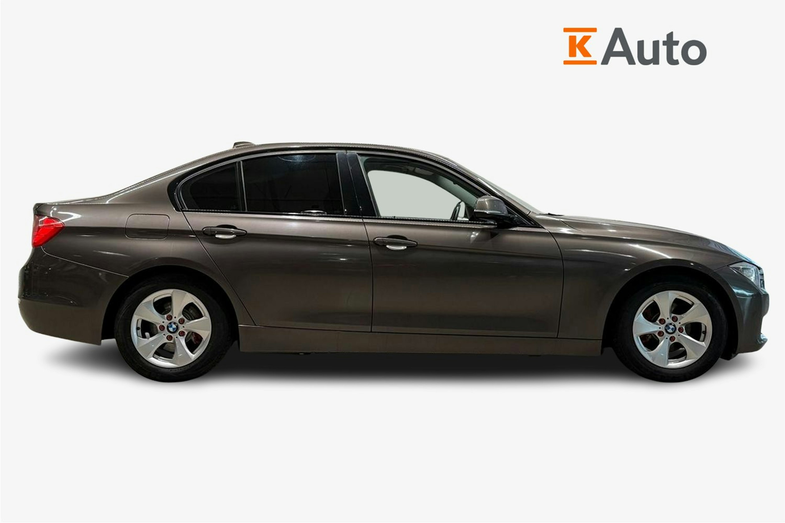 ruskea (beige) BMW 320 2012 kuva 6.