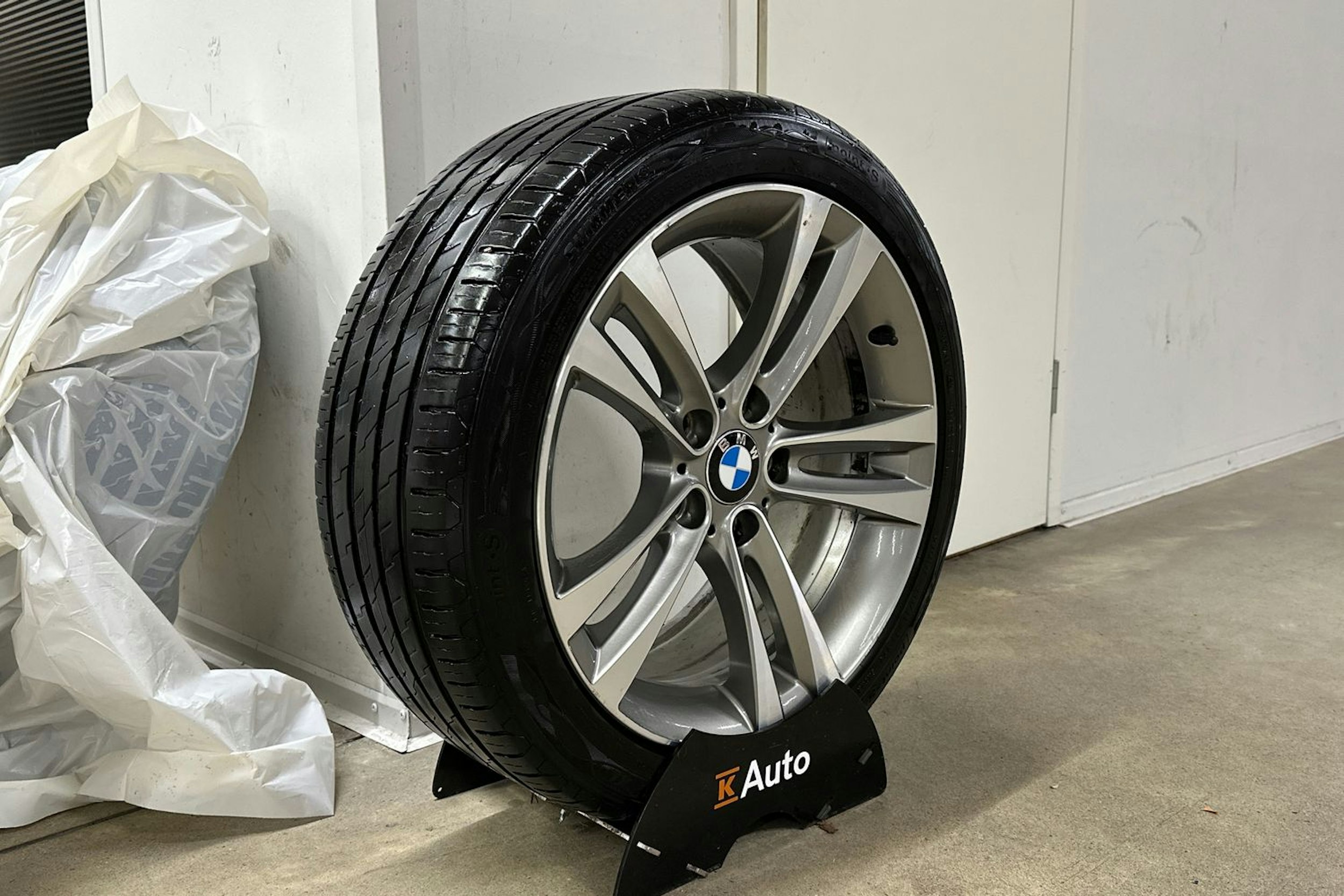 BMW 320 2012 kuva 13.