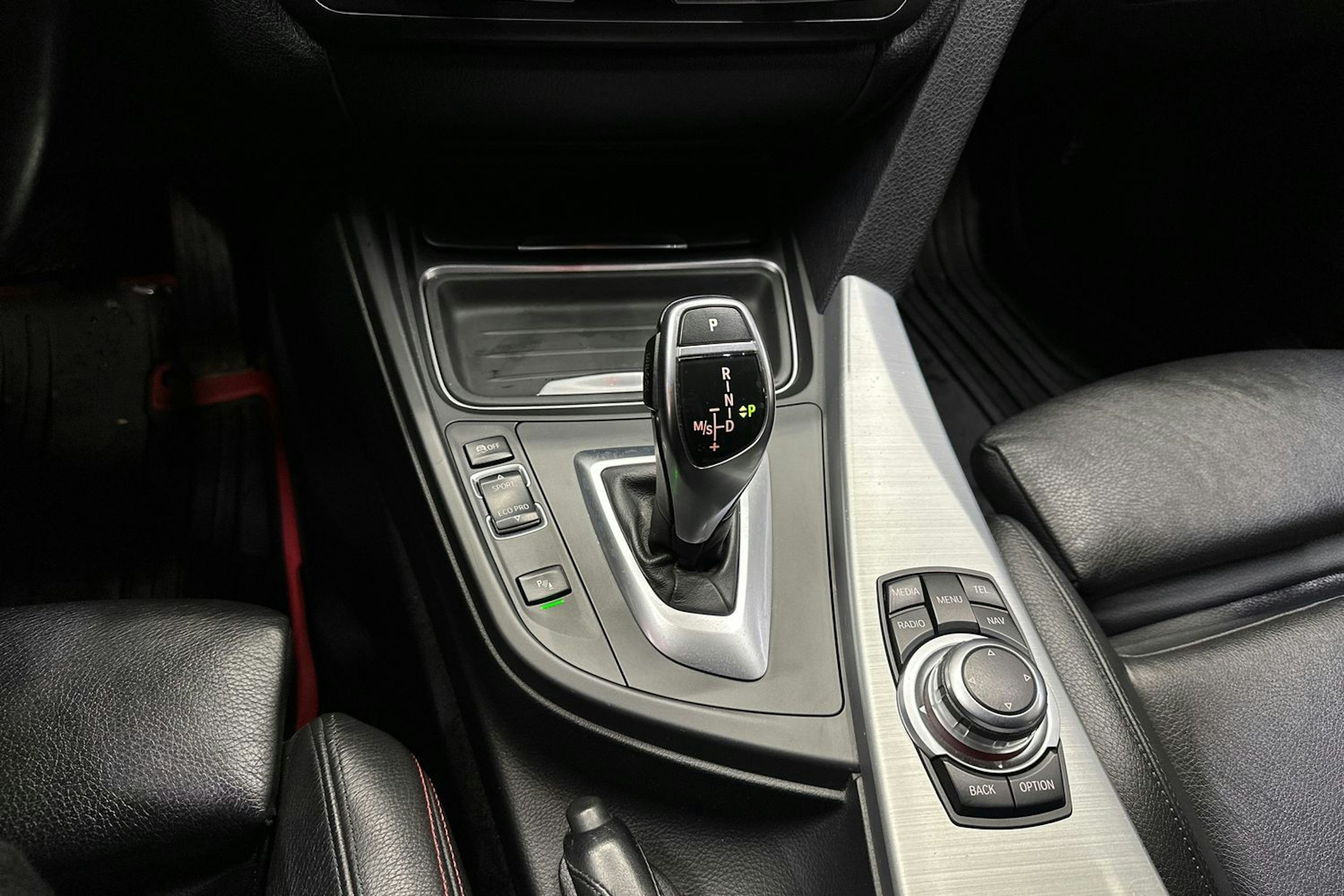 BMW 320 2012 kuva 23.