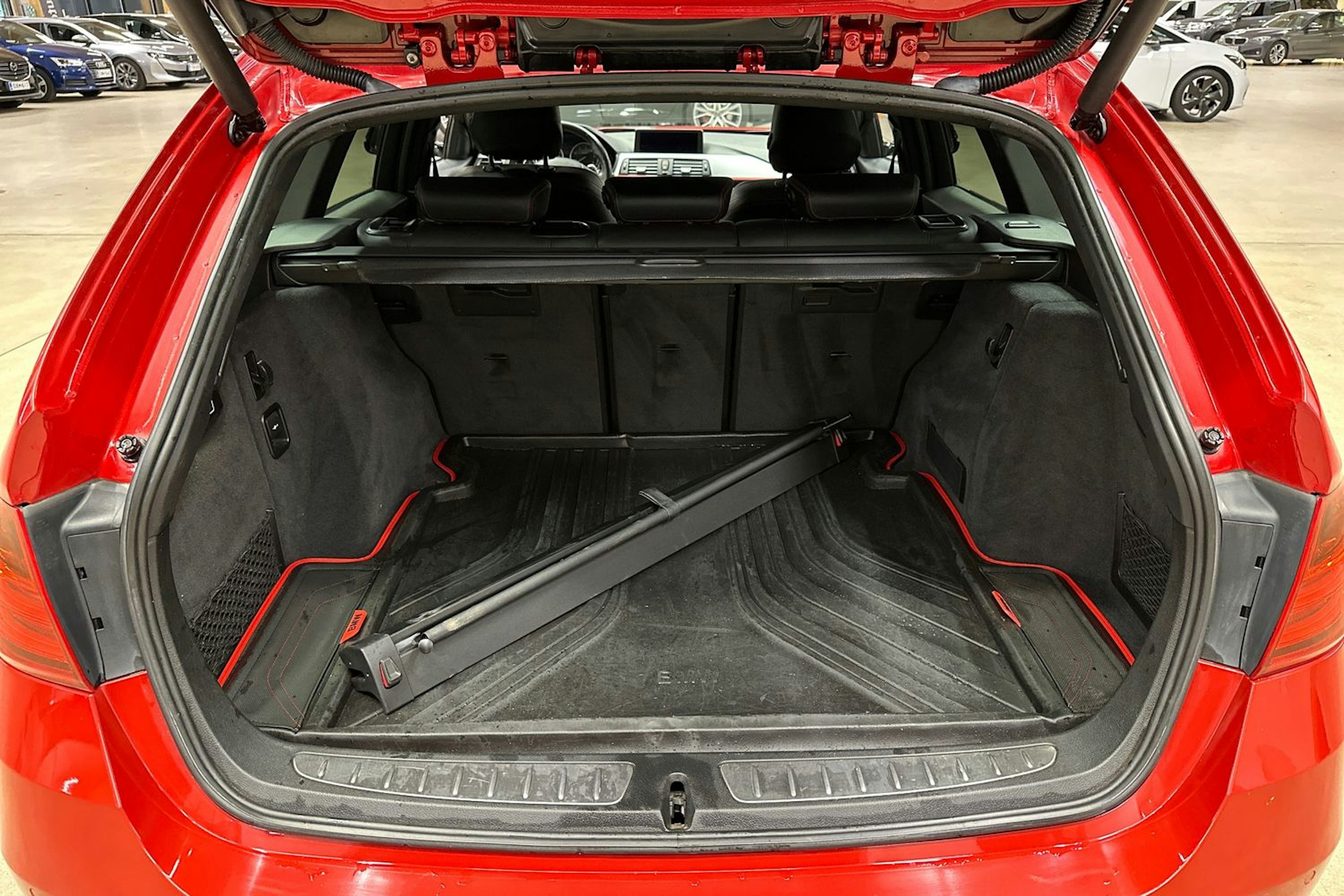 BMW 320 2012 kuva 29.