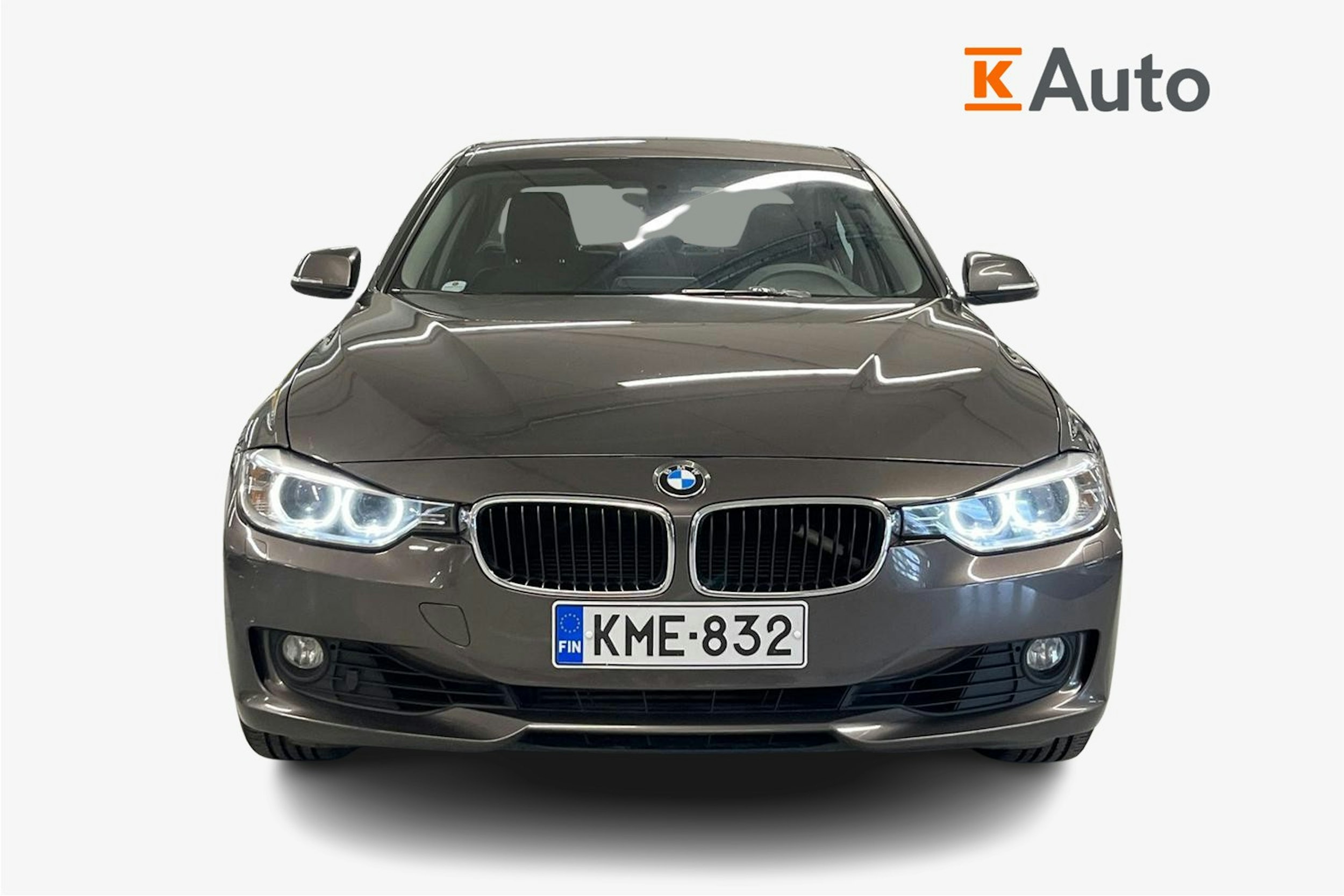 ruskea (beige) BMW 320 2012 kuva 5.