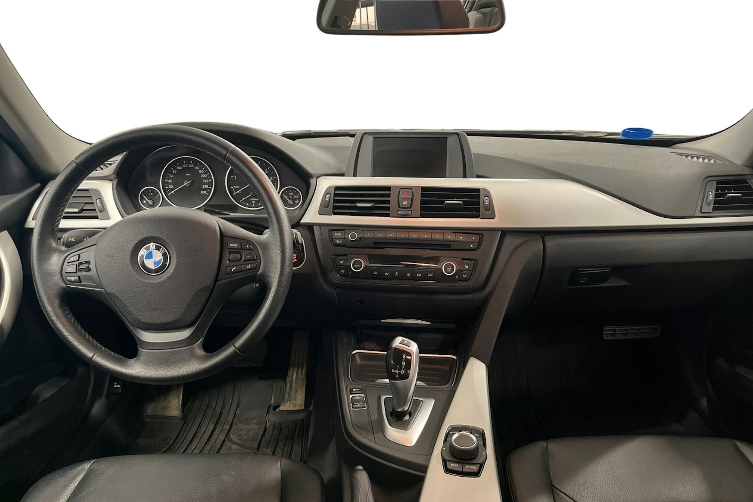 ruskea (beige) BMW 320 2012 kuva 9.