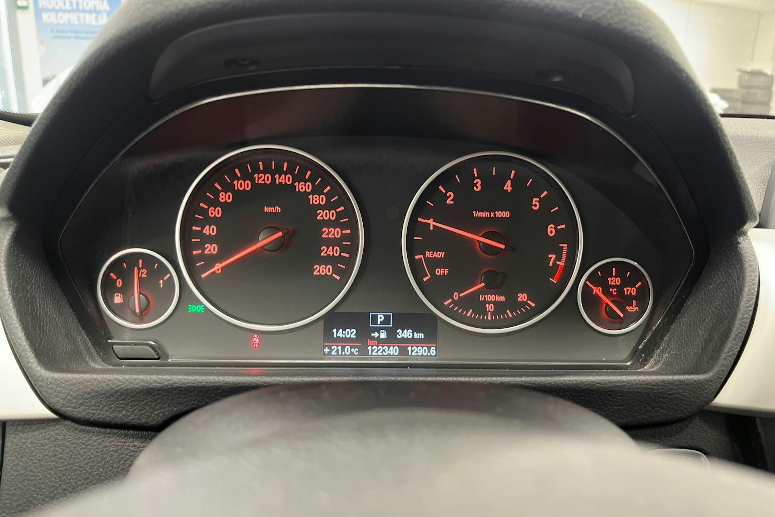 ruskea (beige) BMW 320 2012 kuva 19.