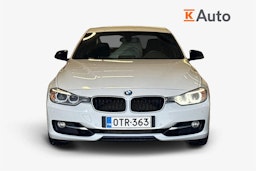 valkoinen BMW 320 2012 kuva 4.