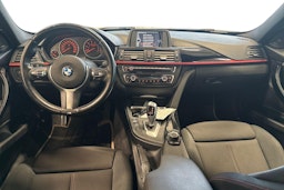 valkoinen BMW 320 2012 kuva 7.