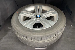 Sininen BMW 320 2013 kuva 13.