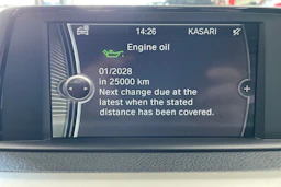 Sininen BMW 320 2013 kuva 19.