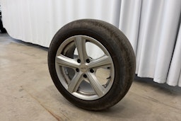 valkoinen BMW 320 2013 kuva 14.