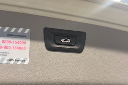 valkoinen BMW 320 2013 kuva 21.