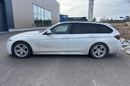 valkoinen BMW 320 2013 kuva 5.