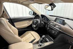 BMW 320 2013 kuva 33.